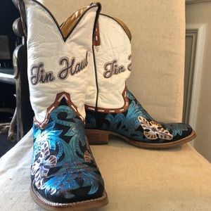 Tin Haul Boots
